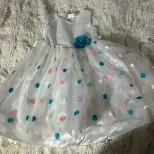 Girl’s Dress